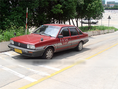 齐爱驾校教练车(深红)