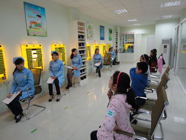 免费体验价值1140元儿童弱视视力恢复训练啦